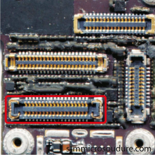Réparation connecteur FPC caméra avant iPhone 6S