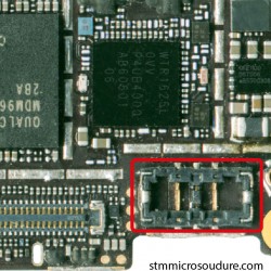 Réparation connecteur FPC batterie iPhone SE